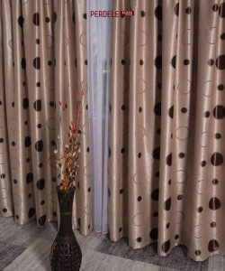 Draperie blackout, crem/maro, model buline
