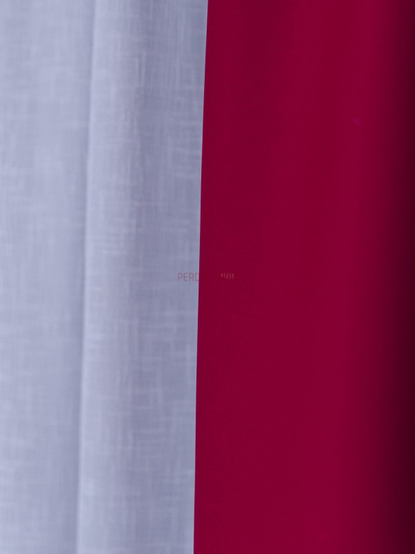 Draperie blackout rosu