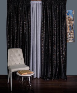 Draperie catifea negru cu insertii auriu/argintiu
