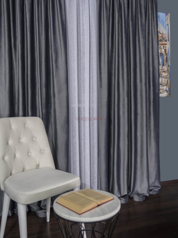 Draperie catifea gri