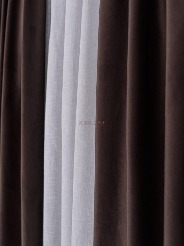 Draperie catifea maro