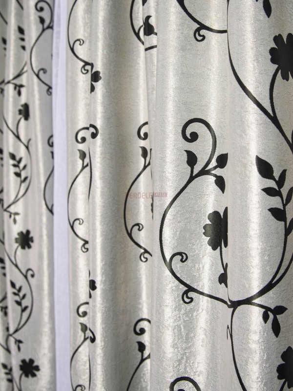 Draperie model flori gri/negru