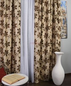 Draperie model flori