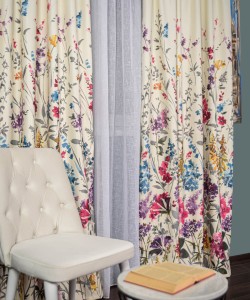 Draperie satin model flori multicolore