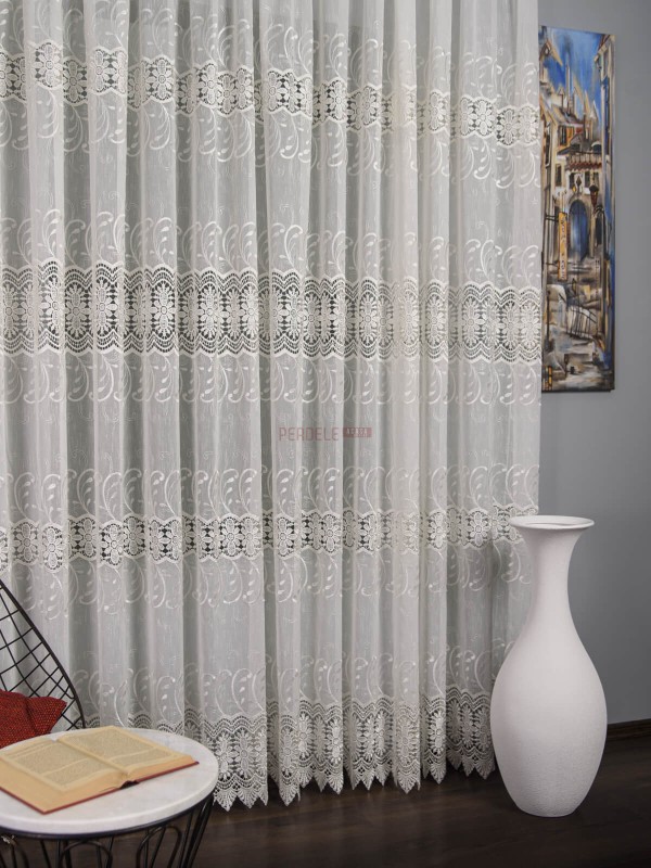Perdea broderie tip dantela ivoire