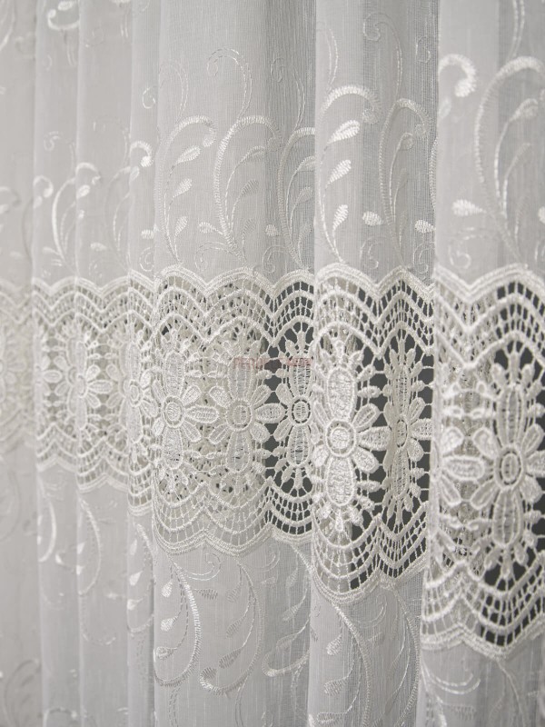 Perdea broderie tip dantela ivoire