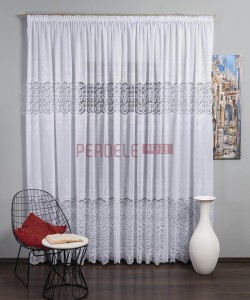 Perdea de pascani alba