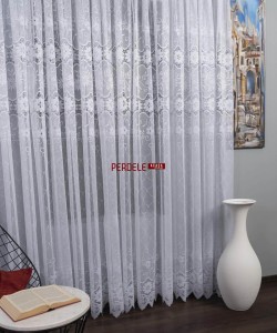Perdea de pascani alba