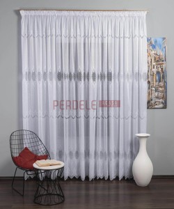 Perdea de Pascani alba