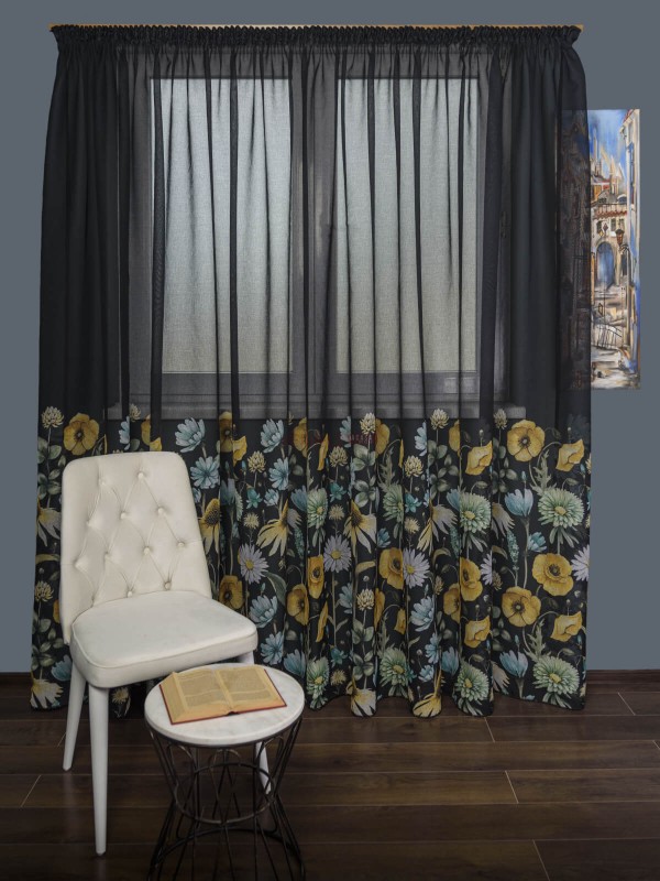 Perdea tip in negru, flori multicolore