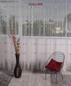 Perdea tulle alb,gri