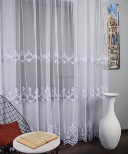 Perdea tulle brodat alb