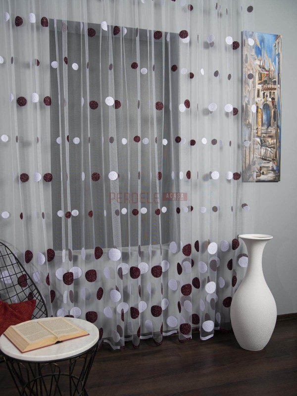 Perdea tulle brodat, alb/grena