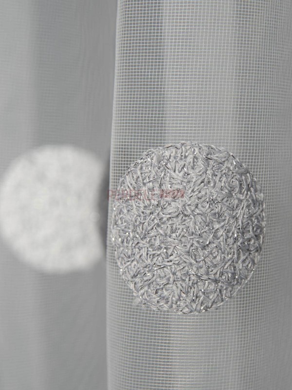 Perdea tulle brodat, alb/gri