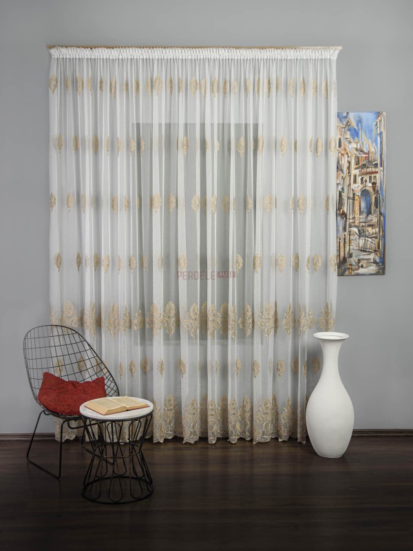 Perdea tulle brodat auriu