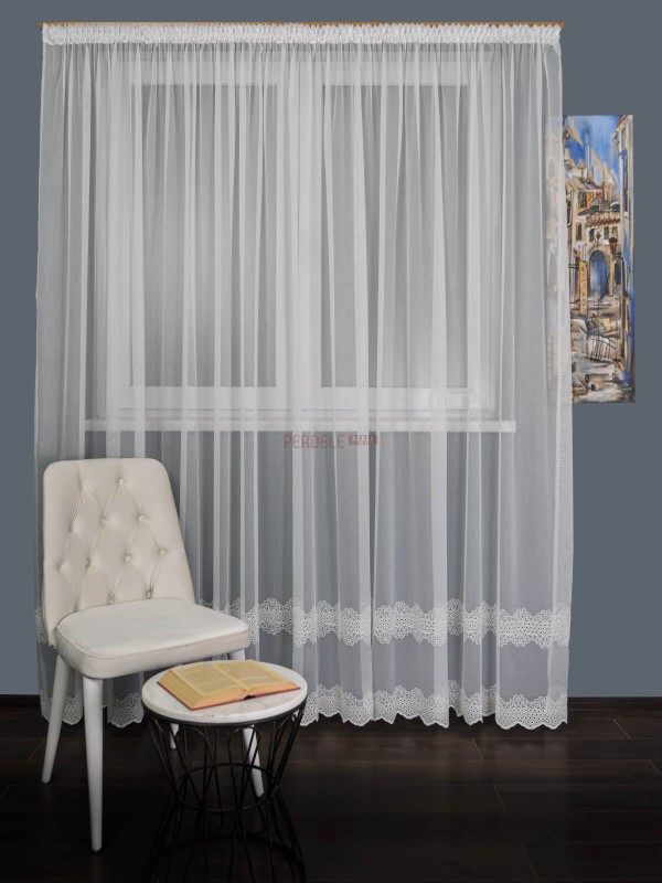 Perdea tulle brodat crem