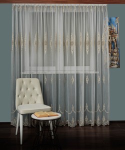 Perdea tulle brodat ivoire/auriu