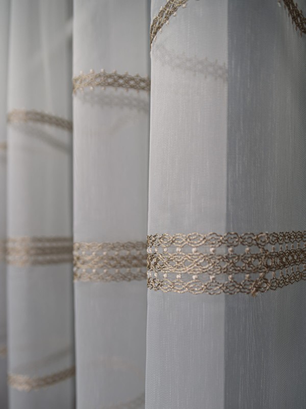 Perdea tulle brodat ivoire/auriu